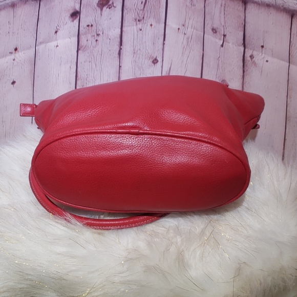 Red purse with charms - Picture 4 of 5